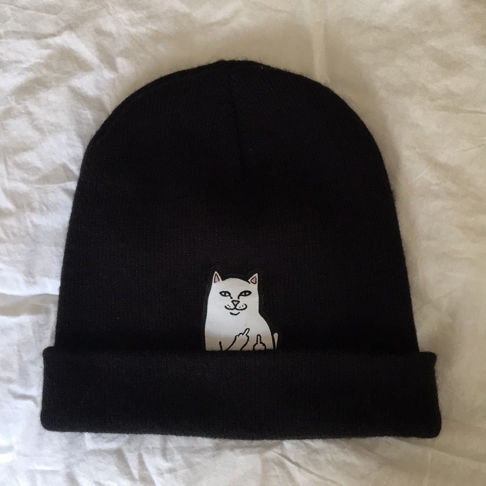 Black beanie hat with cat